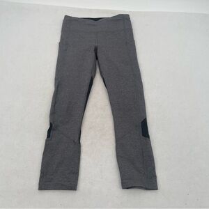 LULULEMON Womens Pace Rival Mid-Rise Crop 22” Leggings grey/black size: 4